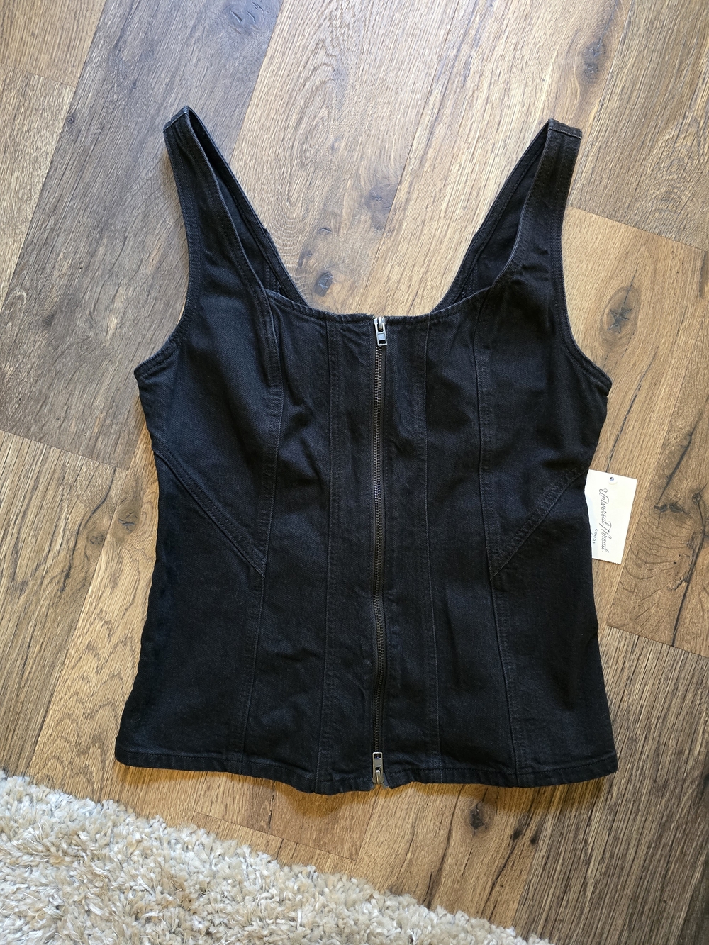 NWT Universal Thread Black Zip-Front Women's Tank Vest